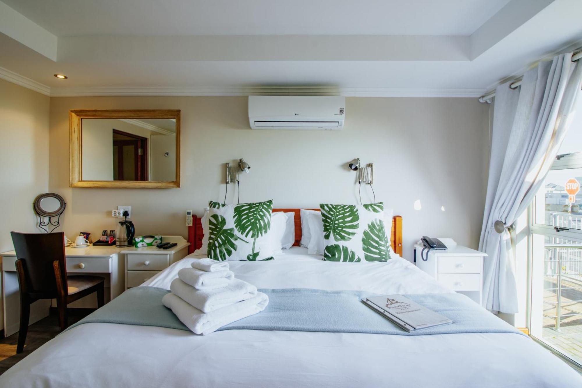 Blaauw Village Guest House Bloubergstrand Dış mekan fotoğraf