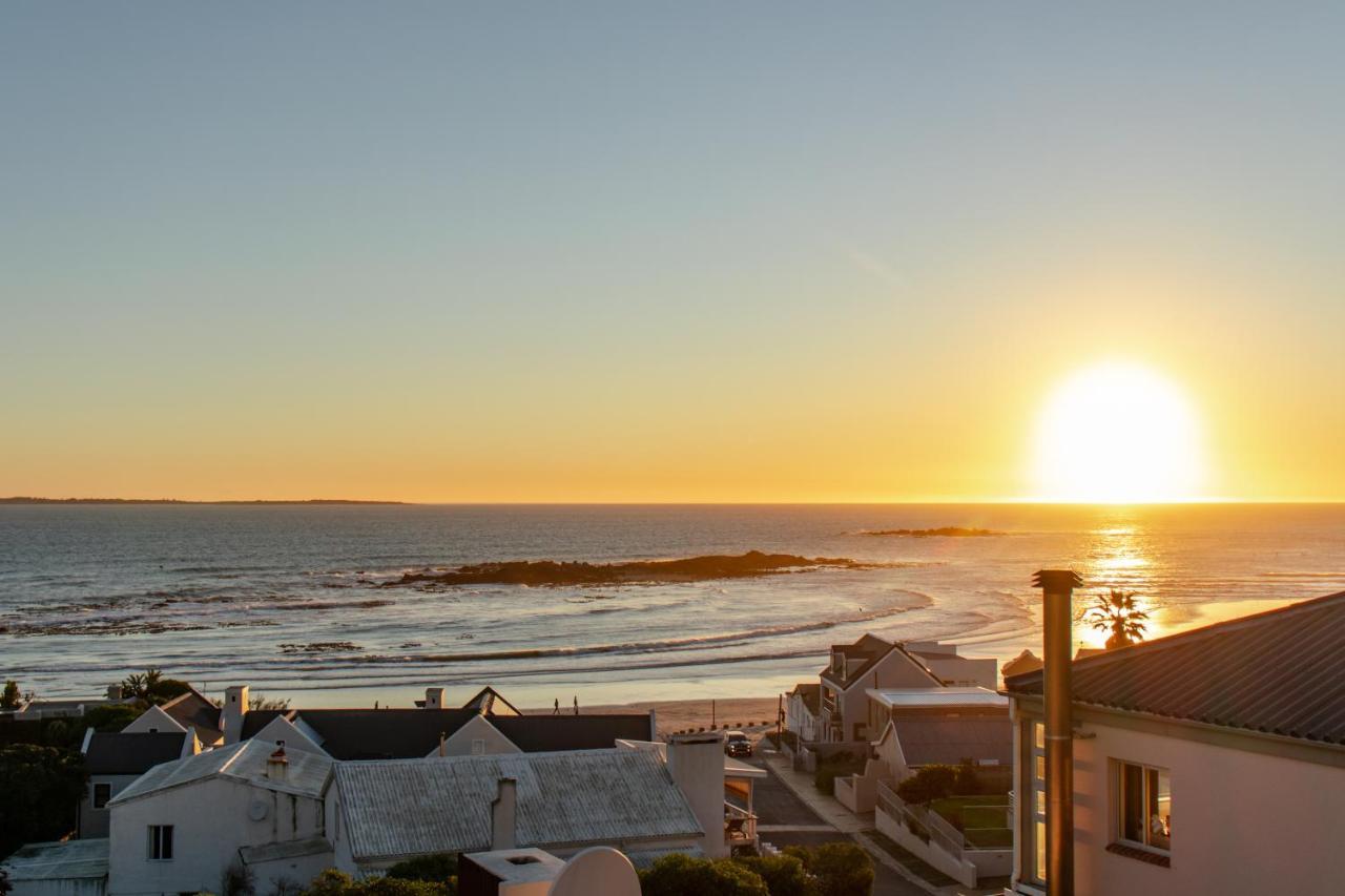 Blaauw Village Guest House Bloubergstrand Dış mekan fotoğraf