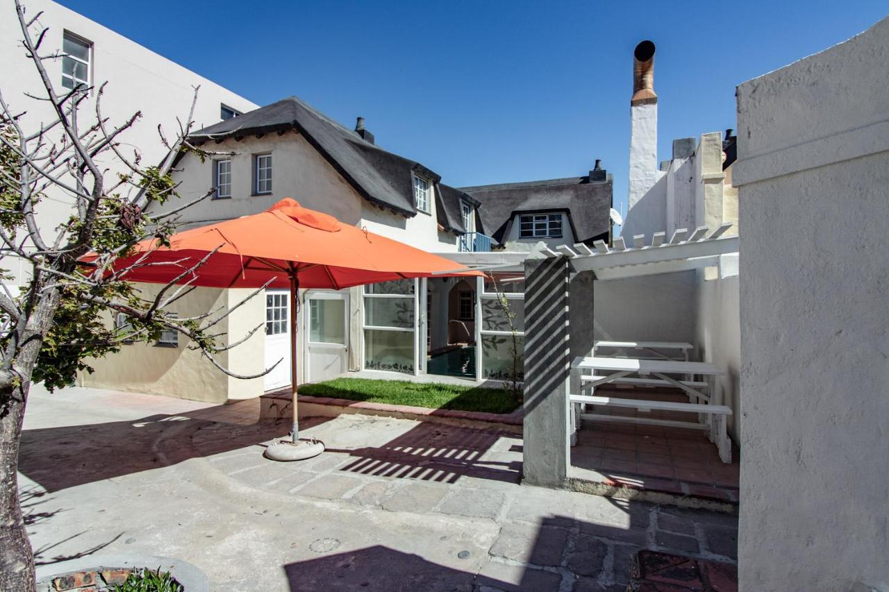 Blaauw Village Guest House Bloubergstrand Dış mekan fotoğraf